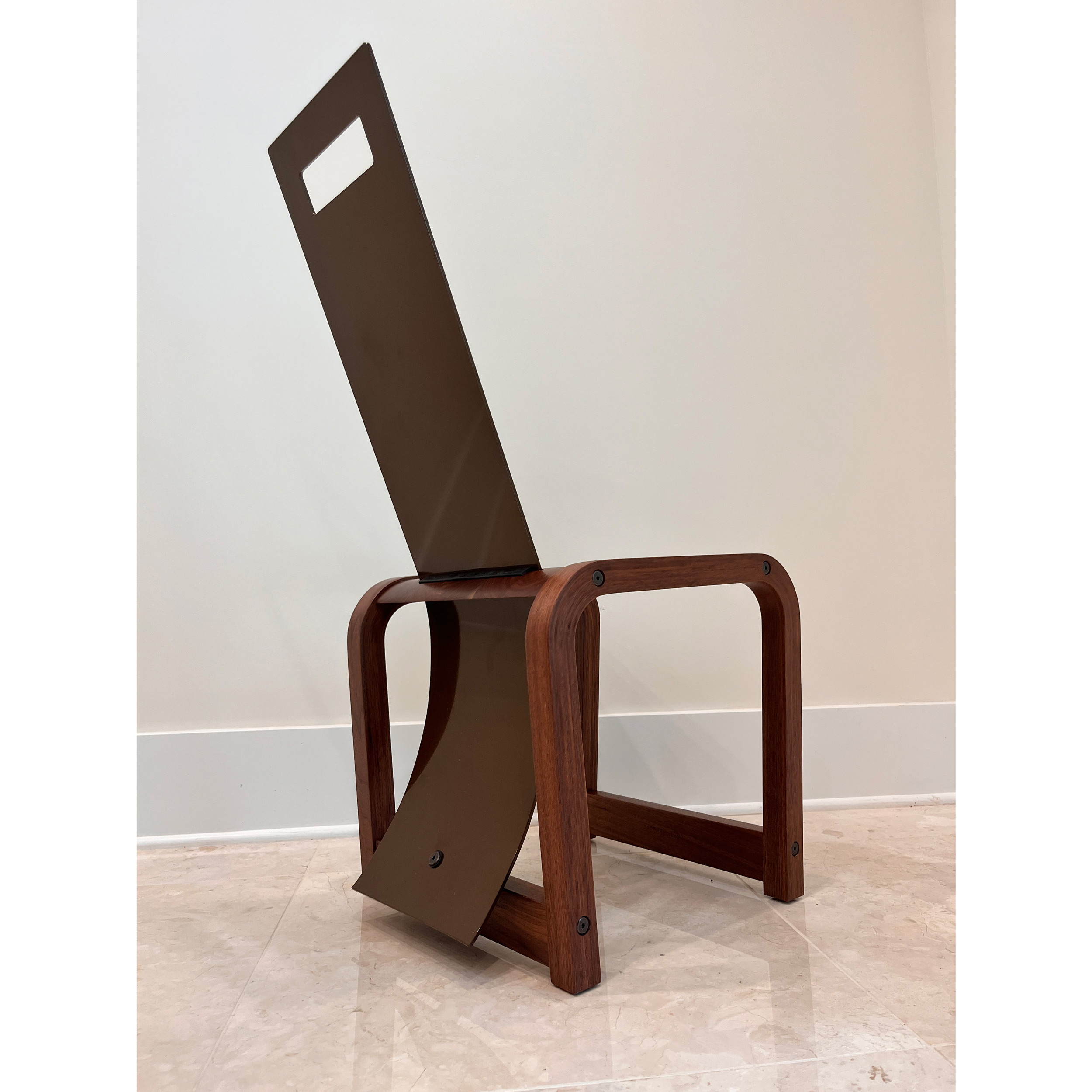 Uno_Dining_Chair_with_Walnut_Bentwood_Legs