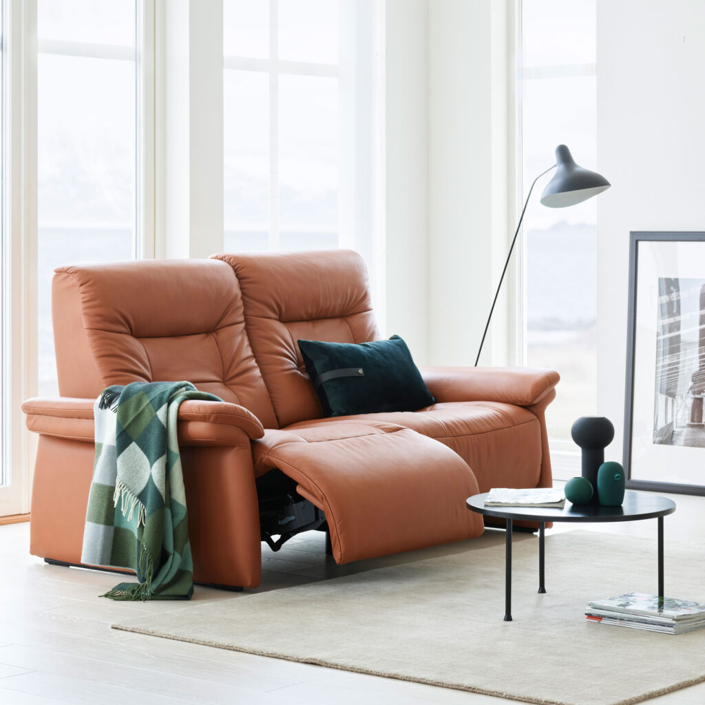 Stressless_Mary_Power_Reclining_Sofa